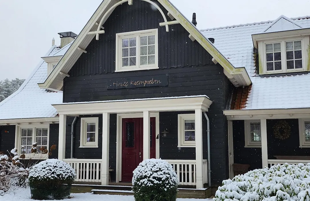 Huize Koempoelan-1